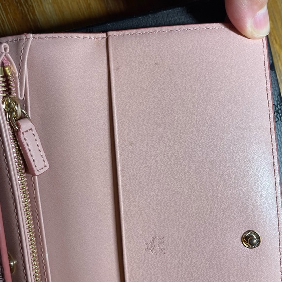 MCM Black and Pink Wallet - Picture 5 of 15
